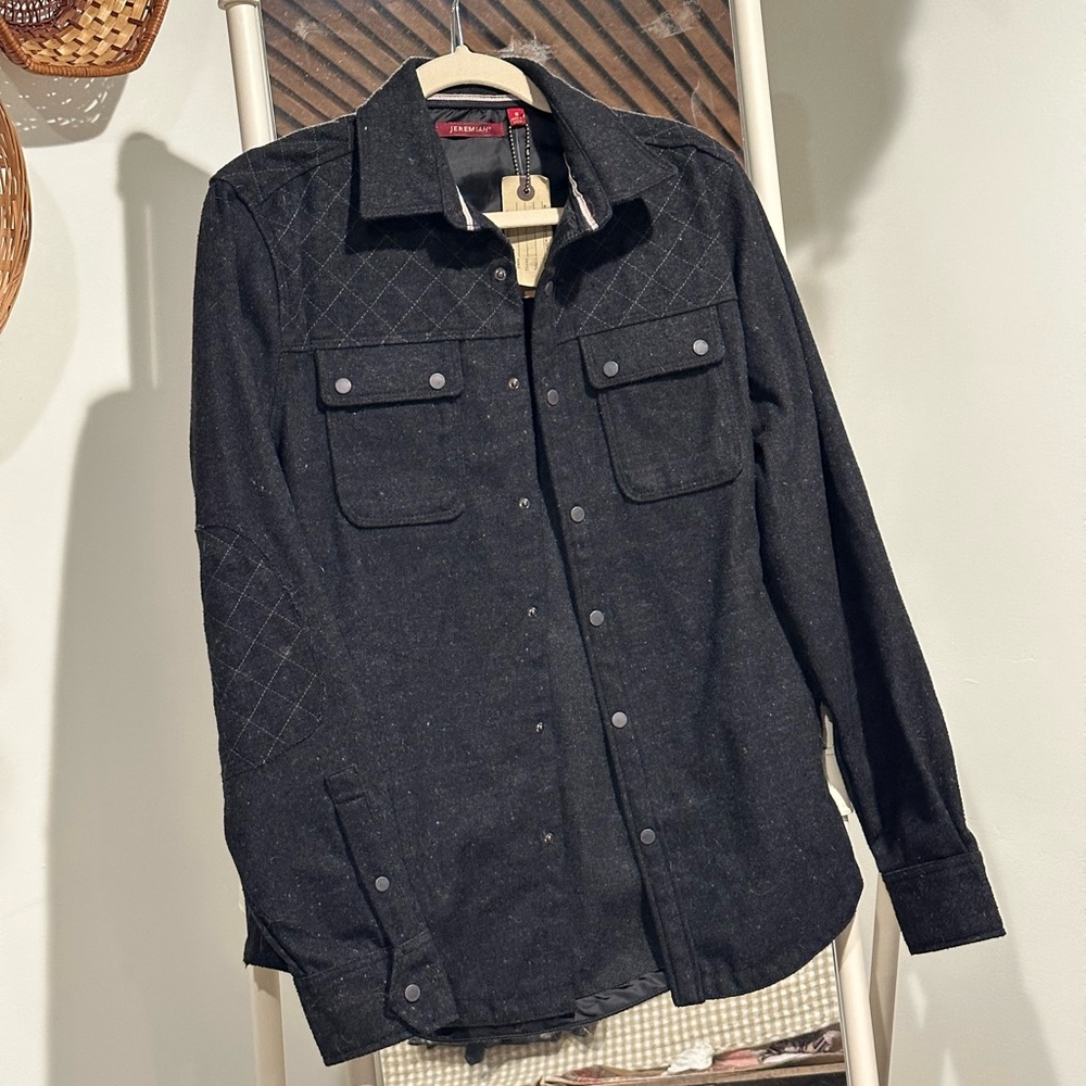 Jeremiah button up